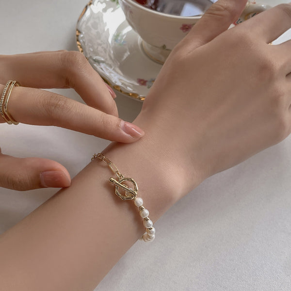Aphrodite Pearl